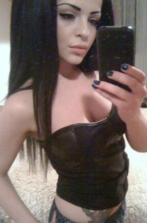 Kyla from Florida is looking for adult webcam chat